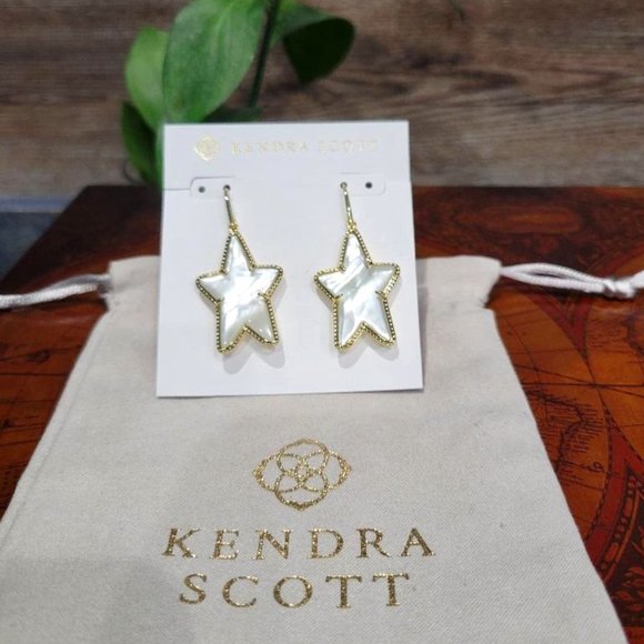 Kendra Scott Jewelry - Kendra Scott Star Drop Earrings